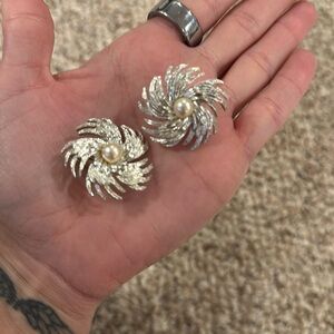 Vintage pearl clip on earrings